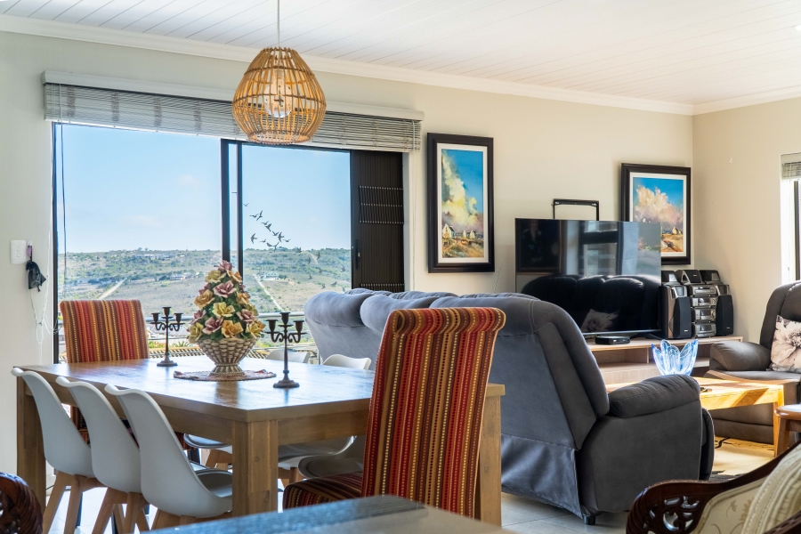 4 Bedroom Property for Sale in Seemeeu Park Western Cape
